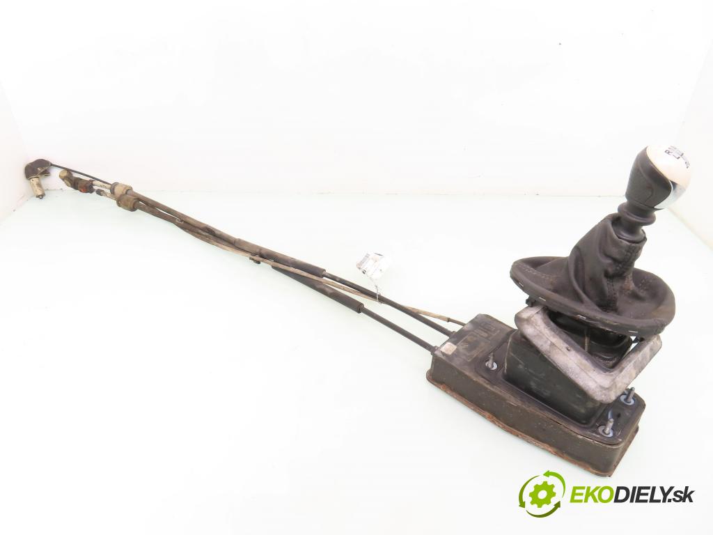 CITROEN C5 I Break (DE_) KOMBI 2004 80,00 2.0 HDi 8V 109 - RHZ 1997,00 ZVEDÁK: 