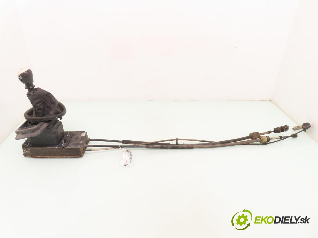 CITROEN C5 I Break (DE_) KOMBI 2004 80,00 2.0 HDi 8V 109 - RHZ 1997,00 ZVEDÁK: