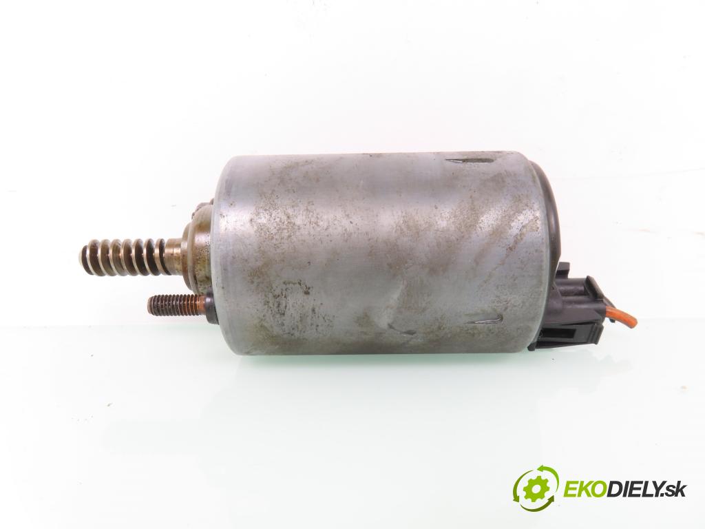 BMW 3 (E46) SEDAN 2003 85,00 316 i - N42 B18 A 1796,00 Nastavovač časovania Vačkový hriadeľ: 400210004001 ; 750929506 (Motor a príslušenstvo ostatné)