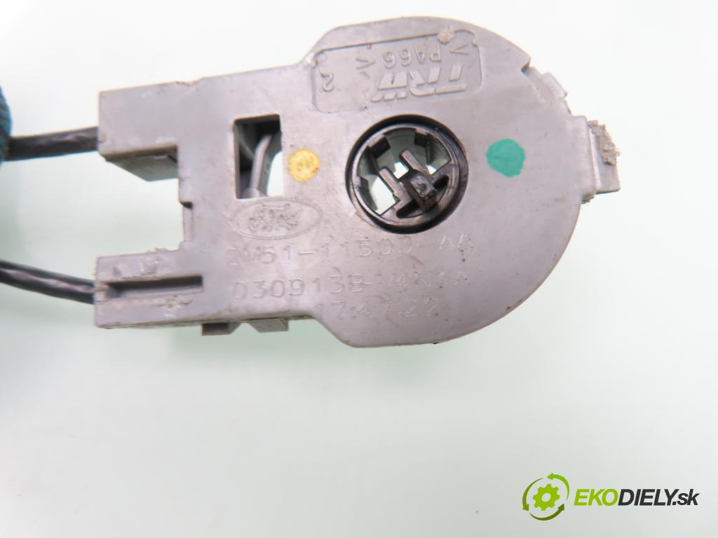 FORD FOCUS Turnier (DNW) KOMBI 2000 74,00 1.6 16V - FYDC 1596,00 Lanko panel kúrenia 2M5111504AA ; 2M5111503AA