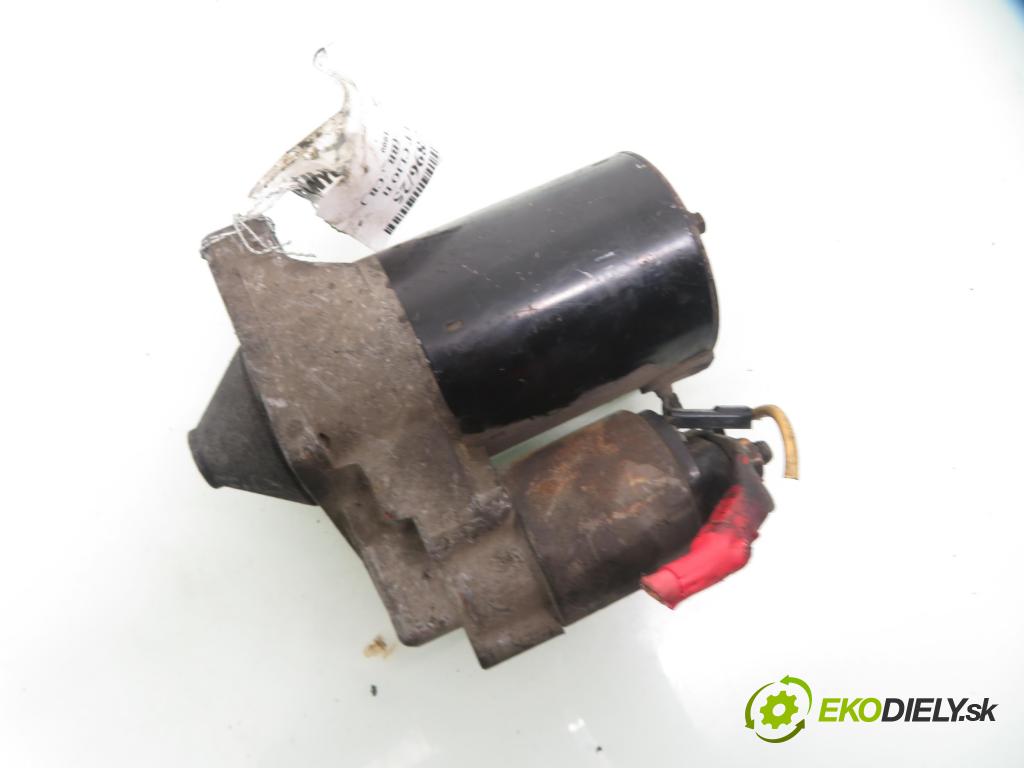 RENAULT CLIO II (BB_, CB_) HB 1999 43,00 1.2 8V 58 1149,00 startér 0001116001 ; 8651218032 (Startér)