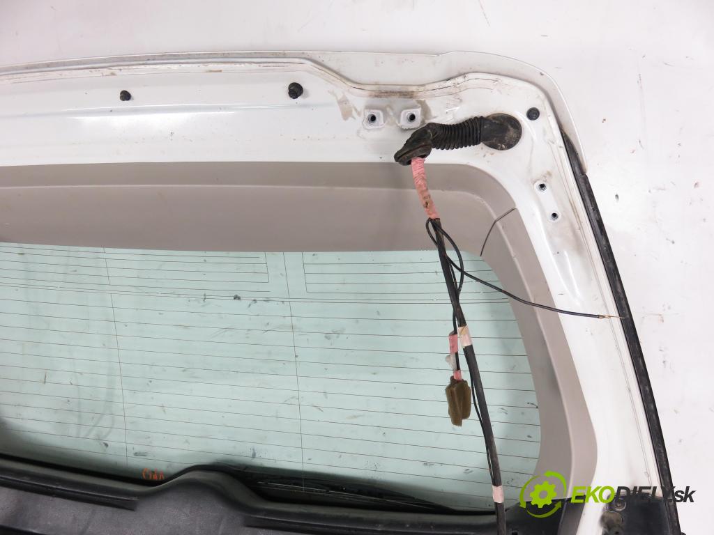 SUBARU OUTBACK (BL, BP) KOMBI 2008 110,00 2.0 D AWD - EE20Z 1998,00 kapota kufor Combi 