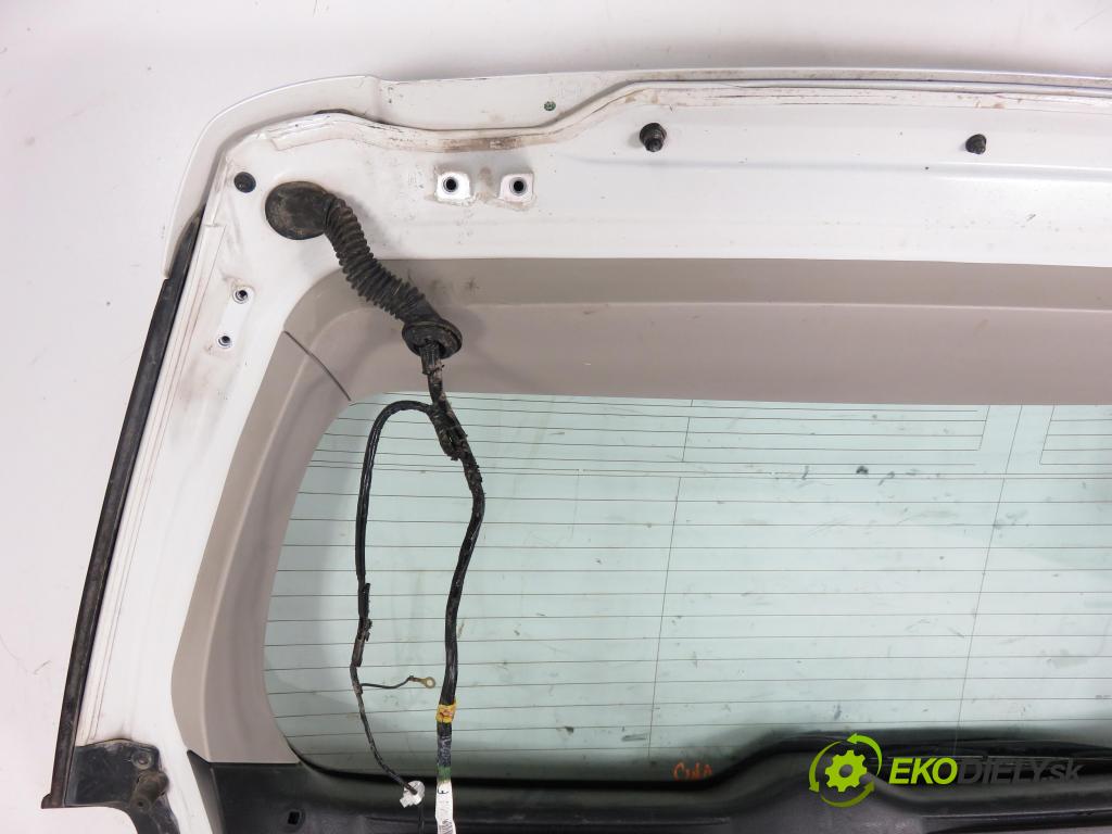 SUBARU OUTBACK (BL, BP) KOMBI 2008 110,00 2.0 D AWD - EE20Z 1998,00 kapota kufor Combi