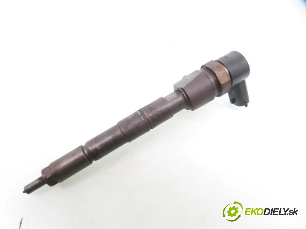 ALFA ROMEO 159 Sportwagon (939_) SEDAN 2006 110,00 1.9 JTDM 16V - 939 A2.000 1910,00 vstřikovač 0445110243 (Vstřikovač paliva)