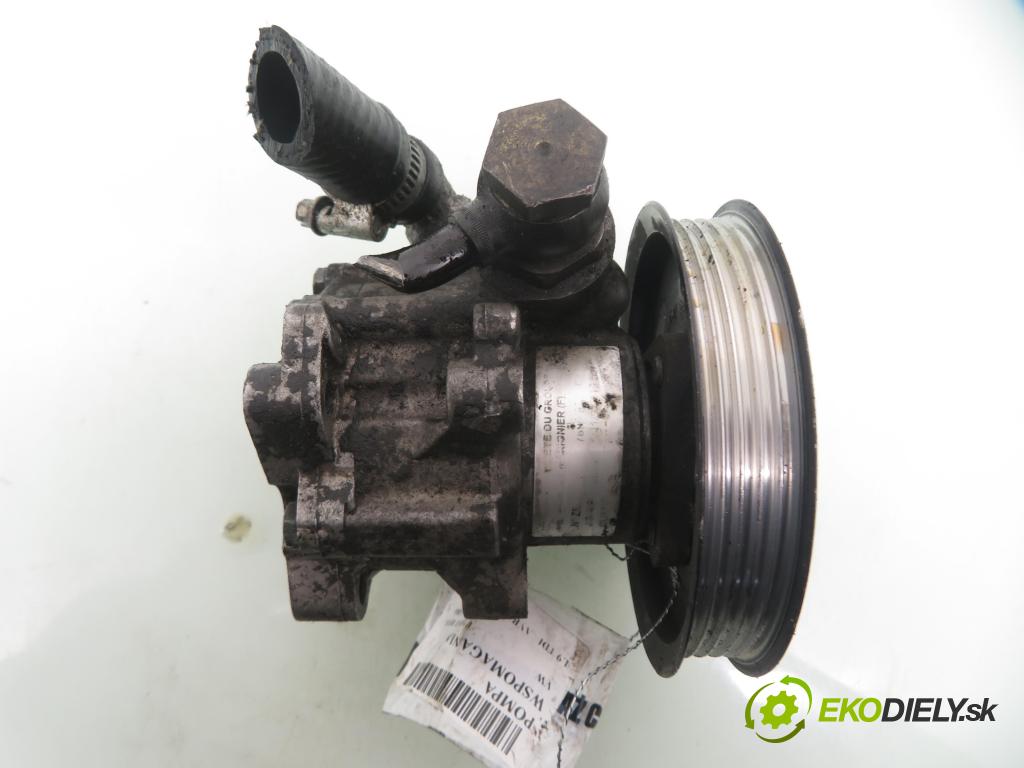 VW PASSAT B5.5 Variant (3B6) KOMBI 2000 74,00 1.9 TDI PD 101 - AVB 1896,00 Pumpa servočerpadlo 038145255D (Servočerpadlo)