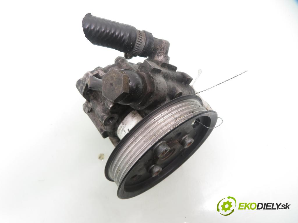 VW PASSAT B5.5 Variant (3B6) KOMBI 2000 74,00 1.9 TDI PD 101 - AVB 1896,00 Pumpa servočerpadlo 038145255D (Servočerpadlo)