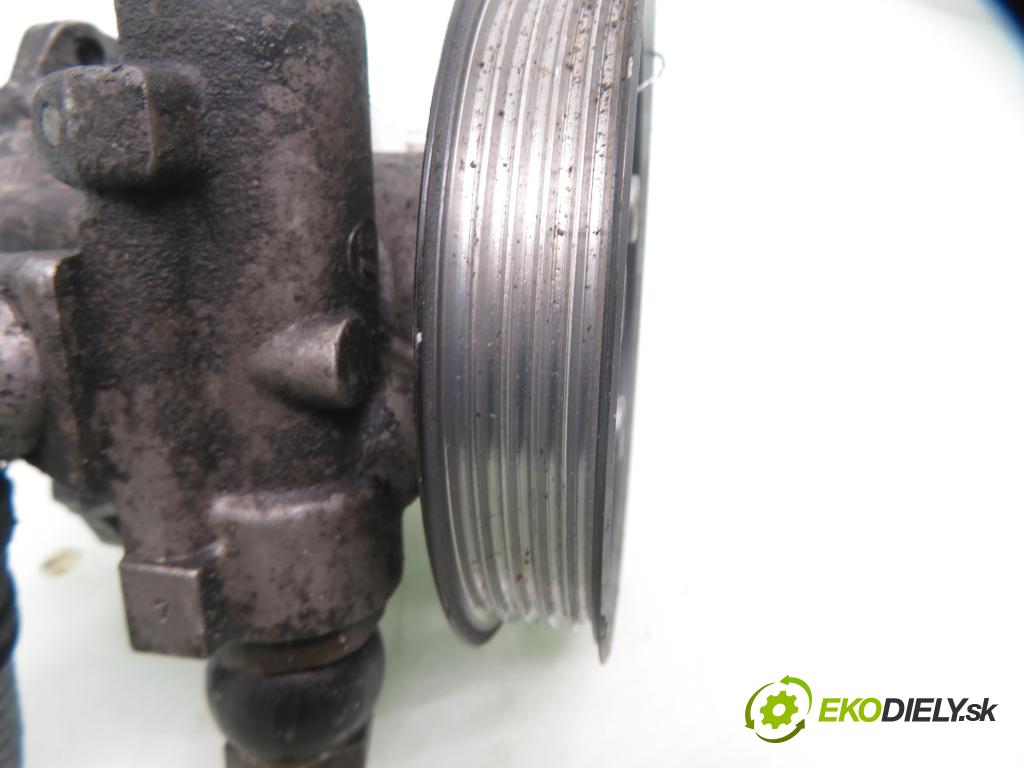 VW PASSAT B5.5 Variant (3B6) KOMBI 2000 74,00 1.9 TDI PD 101 - AVB 1896,00 Pumpa servočerpadlo 038145255D (Servočerpadlo)