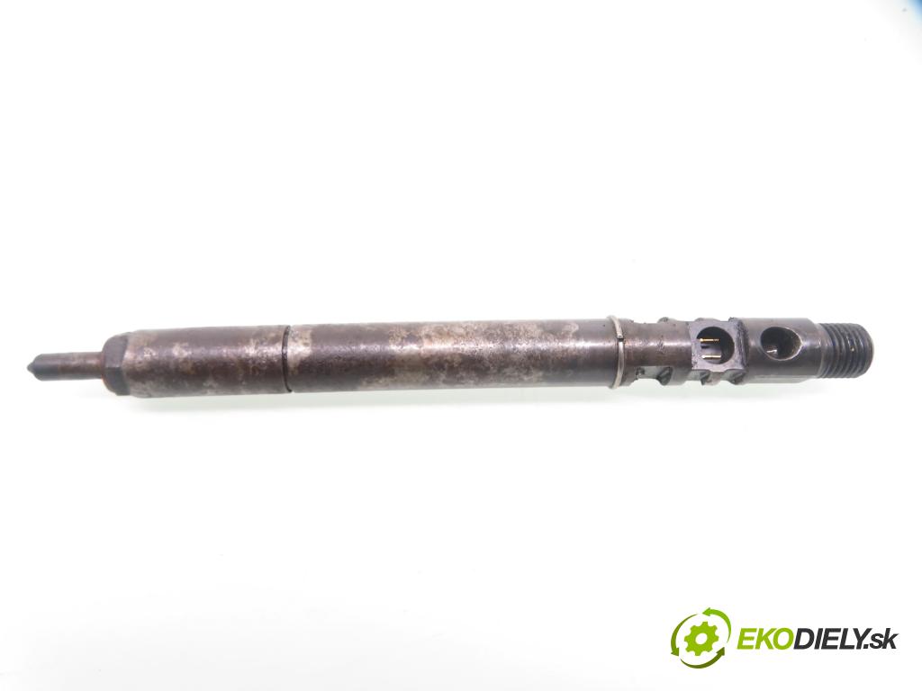 CITROEN C3 I (FC_) HB 2004 66,00 1.4 16V HDi - 8HY (DV4TED4) 1398,00 vstřikovač 9650059780 ; EJBR01001A (Vstřikovač paliva)