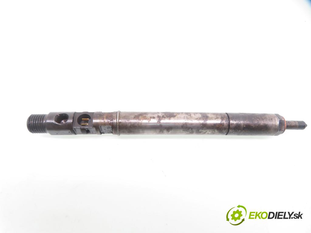 CITROEN C3 I (FC_) HB 2004 66,00 1.4 16V HDi - 8HY (DV4TED4) 1398,00 vstřikovač 9650059780 ; EJBR01001A (Vstřikovač paliva)