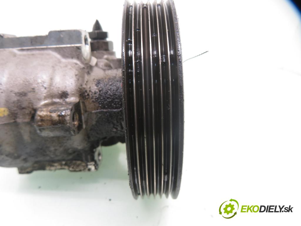 RENAULT LAGUNA II (BG0/1_) LIFTBACK 2001 79,00 1.6 16V (BG0A, BG0L) - K4M 710 1598,00 pumpa servočerpadlo 8200054528 ; 26088276RY (Servočerpadlo)