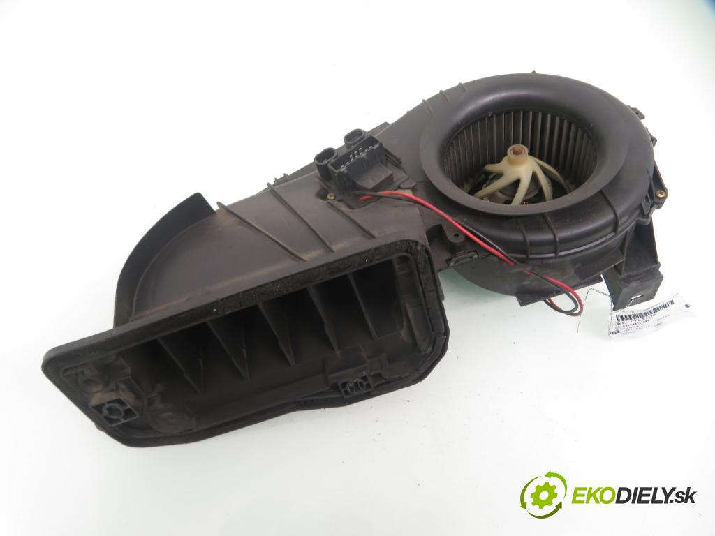RENAULT THALIA I (LB0/1/2_) SEDAN 2003 0,00 1.4 16V - K4J 712 1390,00 Ventilátor vetráku