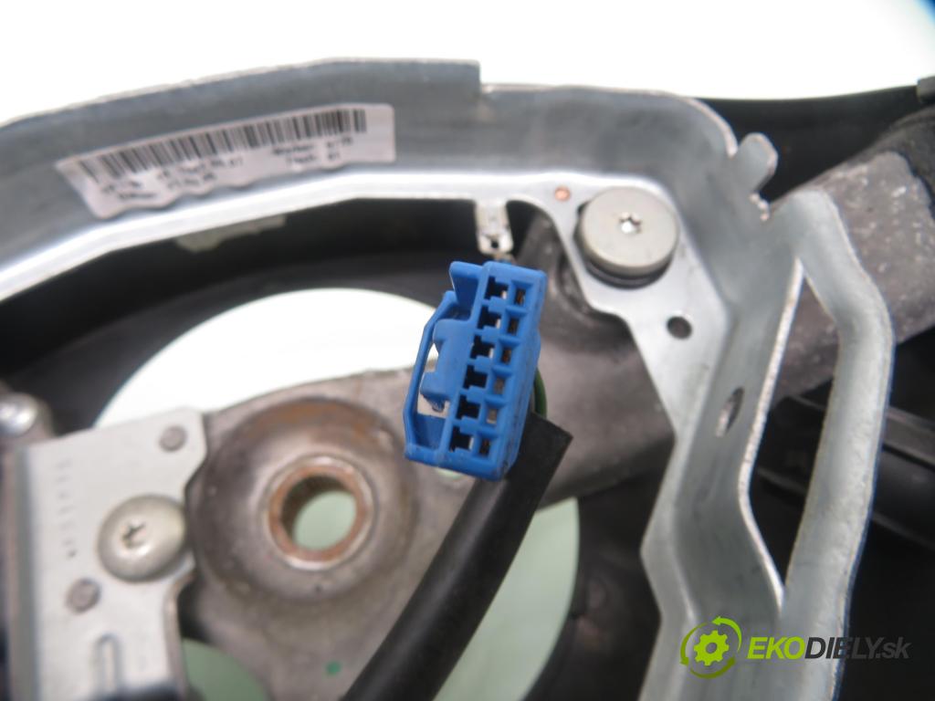 TOYOTA YARIS (_P1_) HB 2005 55,00 1.4 D-4D (NLP10_) - 1ND-TV 1364,00 Volant 1016629907 ; 451300D10180 (Volant)