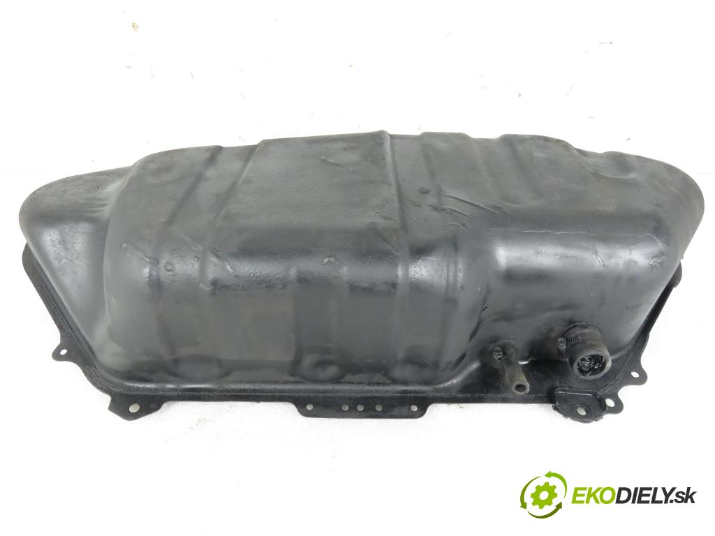 TOYOTA YARIS (_P1_) HB 2000 50,00 1.0 VVT- i 68 - 1SZ-FE 998,00 Nádržka paliva benzín