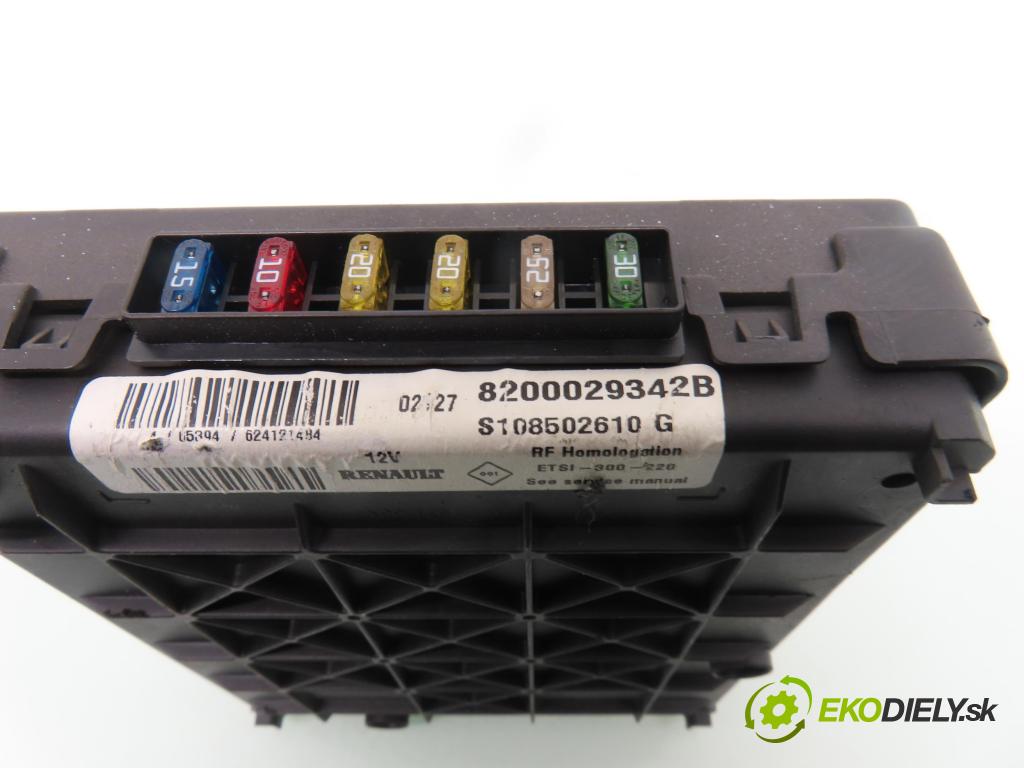RENAULT SCENIC I (JA0/1_) MINIVAN 2002 102,00 2.0 16V 139 - F4R 740 1998,00 MODUL BSI 8200029342B ; S108502610G