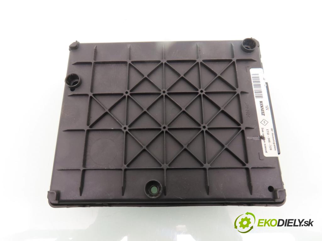 RENAULT SCENIC I (JA0/1_) MINIVAN 2002 102,00 2.0 16V 139 - F4R 740 1998,00 MODUL BSI 8200029342B ; S108502610G