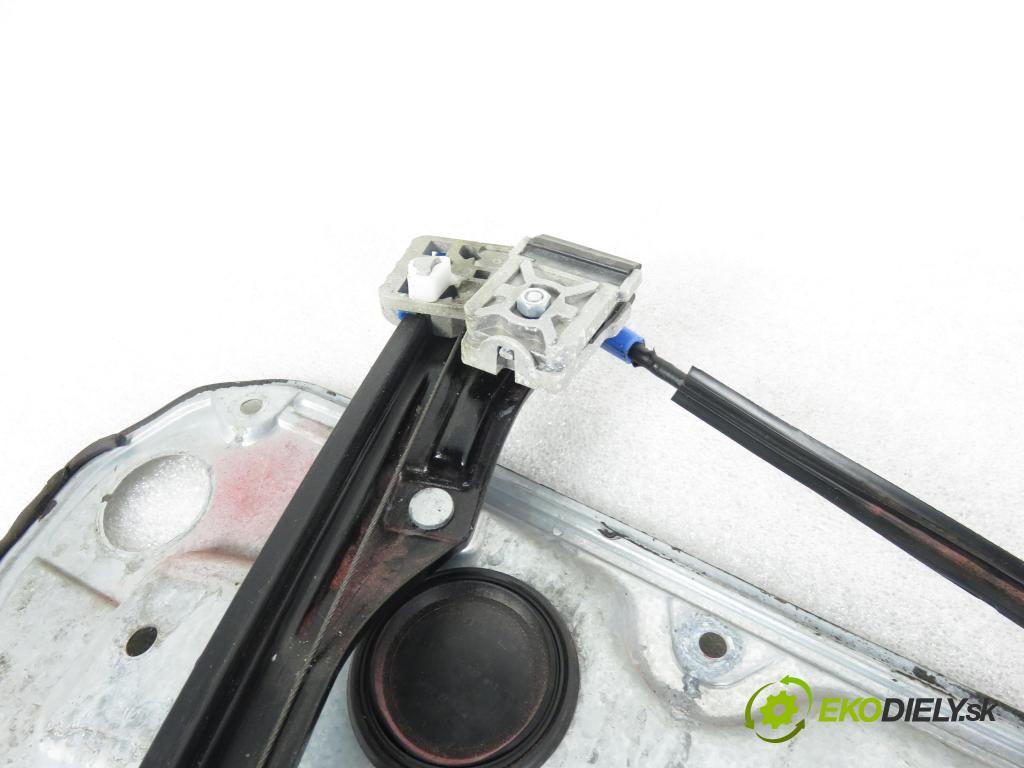 VW GOLF IV (1J1) HB 1998 74,00 1.6 - AKL 1595,00 Mechanizmus okien 1J4837756