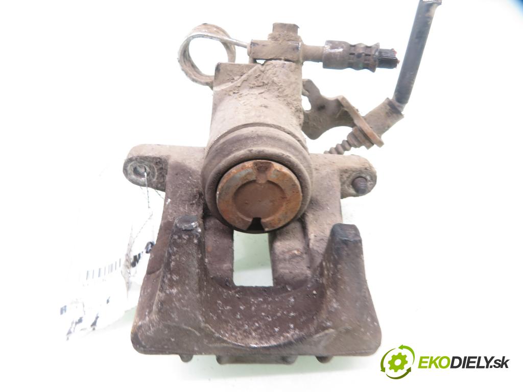 VW PASSAT B5.5 Variant (3B6) KOMBI 2000 74,00 1.9 TDI PD 101 - AVB 1896,00 Brzdič strmeň LT 