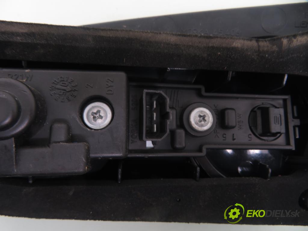 SEAT IBIZA III (6L1) HB 2004 47,00 1.2 12V - AZQ 1198,00 Svetlo ľavé zadné kufor 6L6945093F ; 6L6945107 ; 6L6945093D