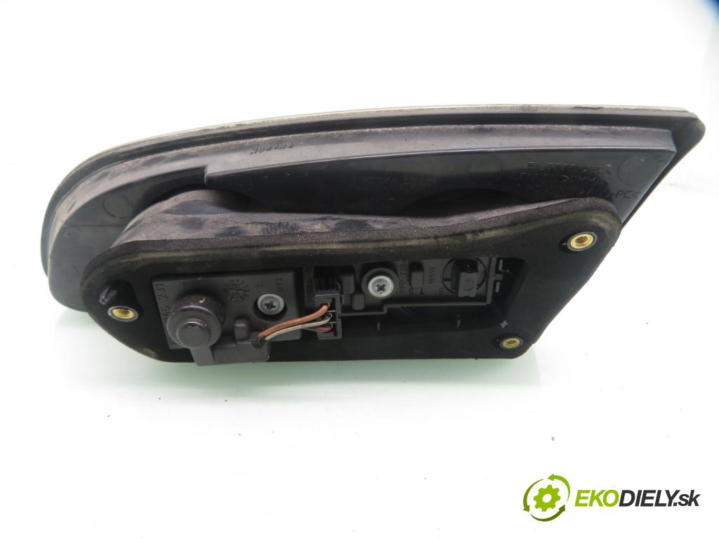 SEAT IBIZA III (6L1) HB 2004 47,00 1.2 12V - AZQ 1198,00 Svetlo ľavé zadné kufor 6L6945093F ; 6L6945107 ; 6L6945093D
