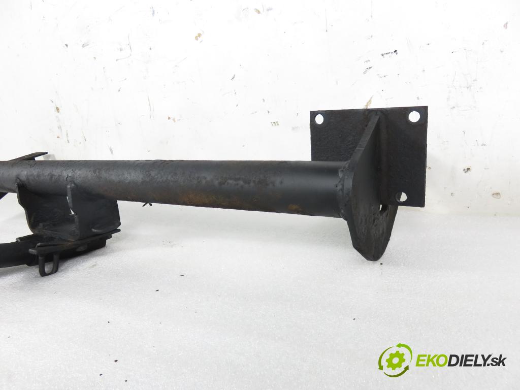 PEUGEOT 307 SW (3H) KOMBI 2007 80,00 1.6 HDI 110 - 9HY (DV6TED4) 1560,00 Hák