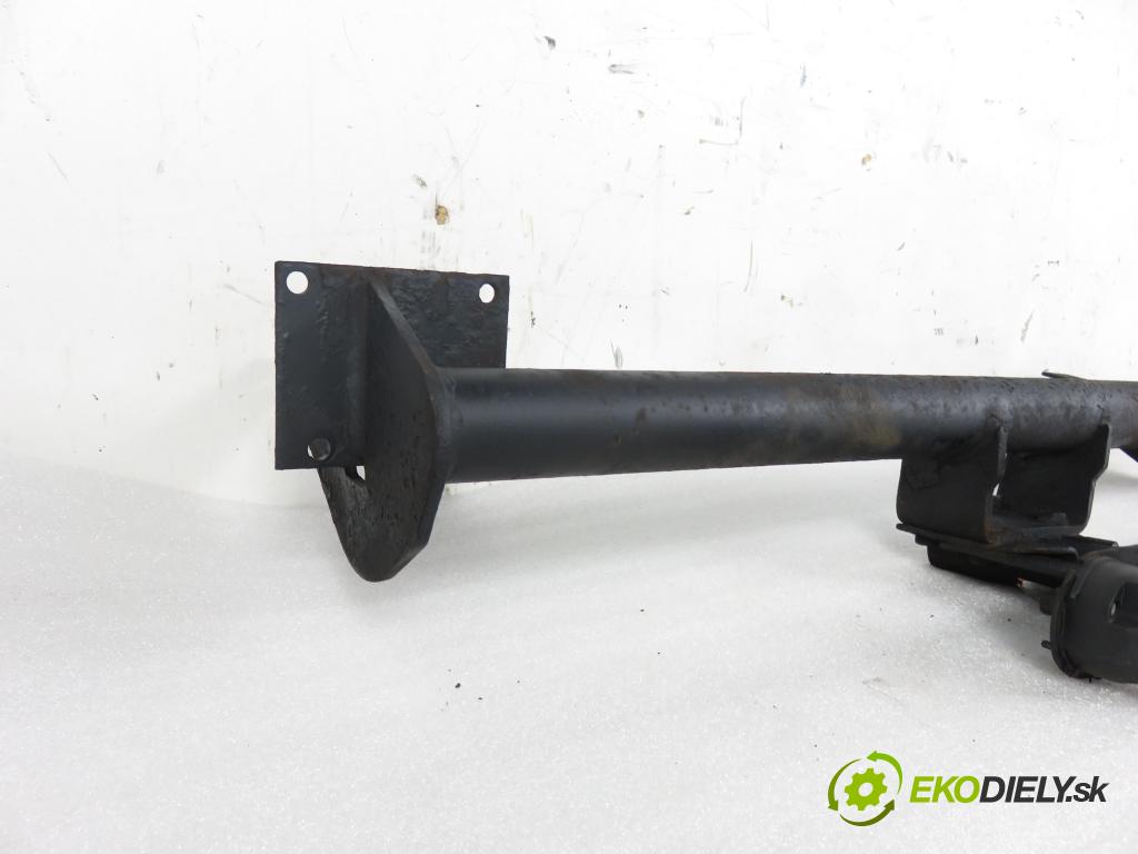 PEUGEOT 307 SW (3H) KOMBI 2007 80,00 1.6 HDI 110 - 9HY (DV6TED4) 1560,00 Hák