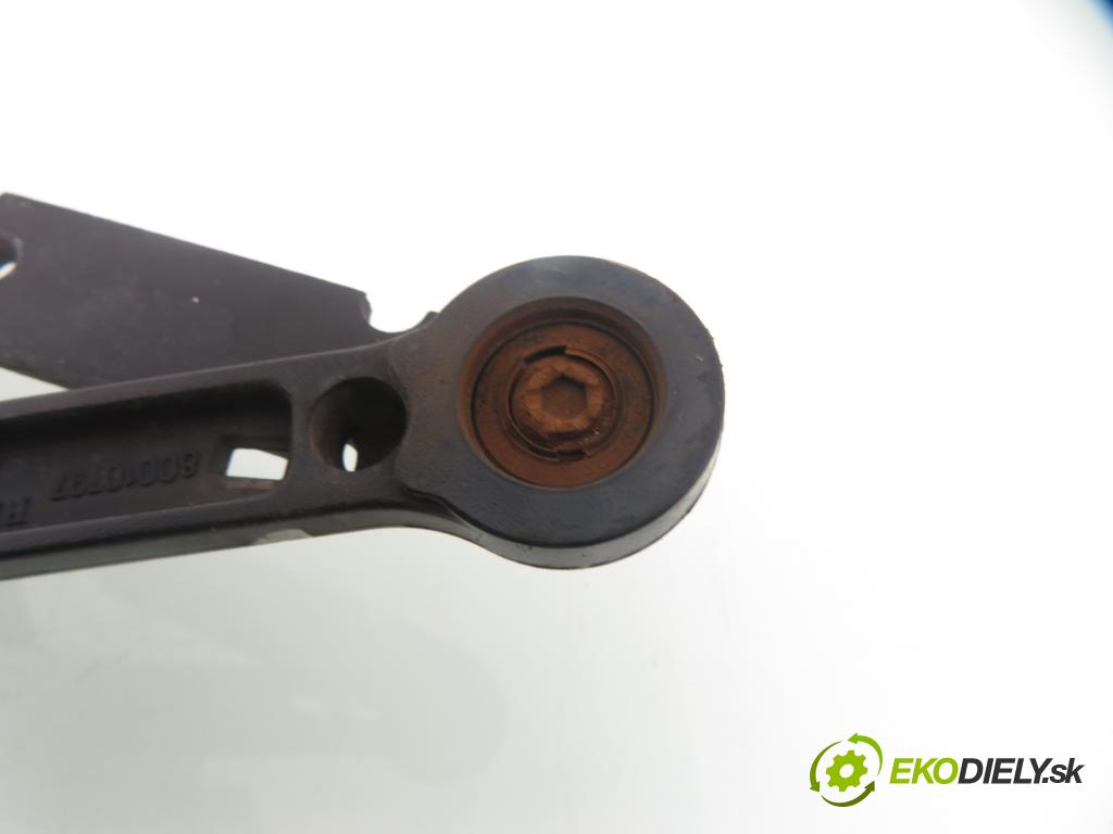 RENAULT SCENIC II (JM0/1_) MINIVAN 2006 63,00 1.5 dCi (JM1F) - K9K 724 1461,00 RAMENO: stierače PP 8200688127 ; 80010797 ; AS12U