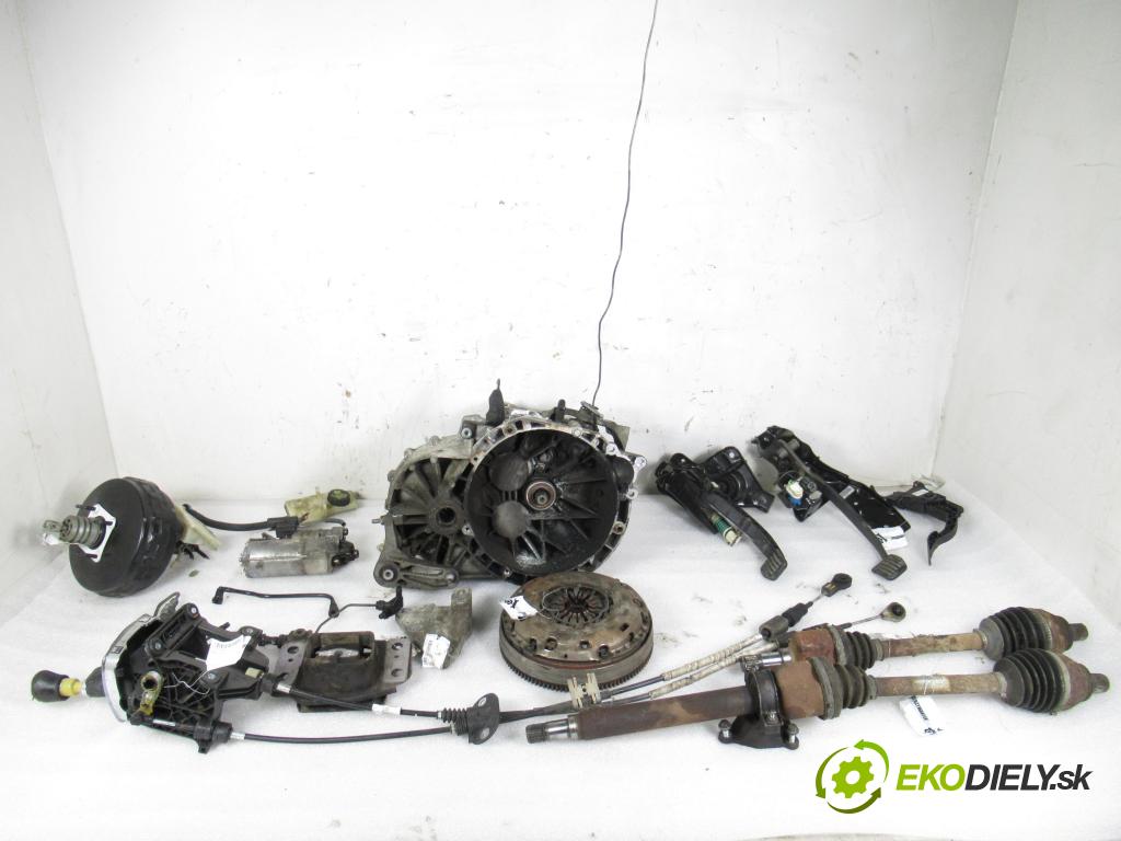 FORD S-MAX (WA6) MINIVAN 2007 103,00 2.0 TDCi - QXWB 1997,00 přeložení 7G9R7002UD ; 6M2R7F096EB