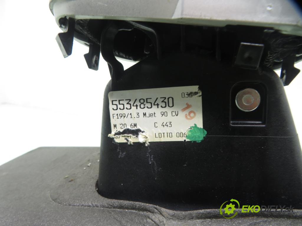FIAT GRANDE PUNTO (199_) HB 2006 66,00 1.3 D Multijet 90 - 199 A3.000 1248,00 ZVEDÁK: 553485430