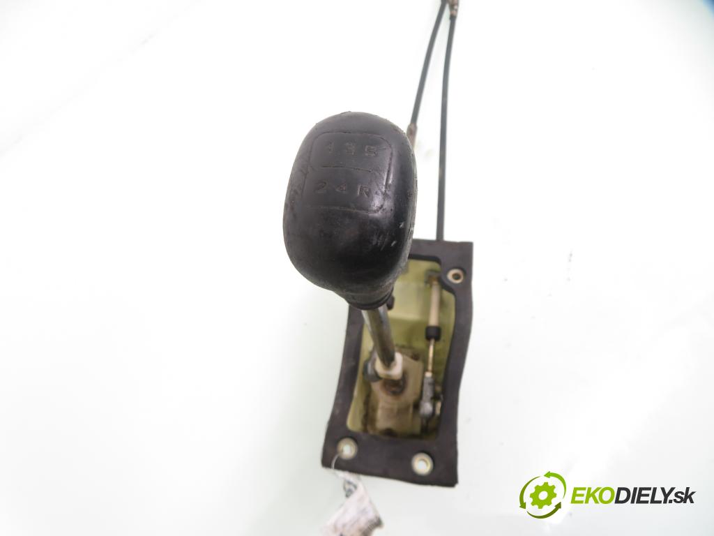 FIAT SEICENTO / 600 (187_) HB 2001 40,00 1.1 54 - 176 B2.000 1108,00 ZVEDÁK:
