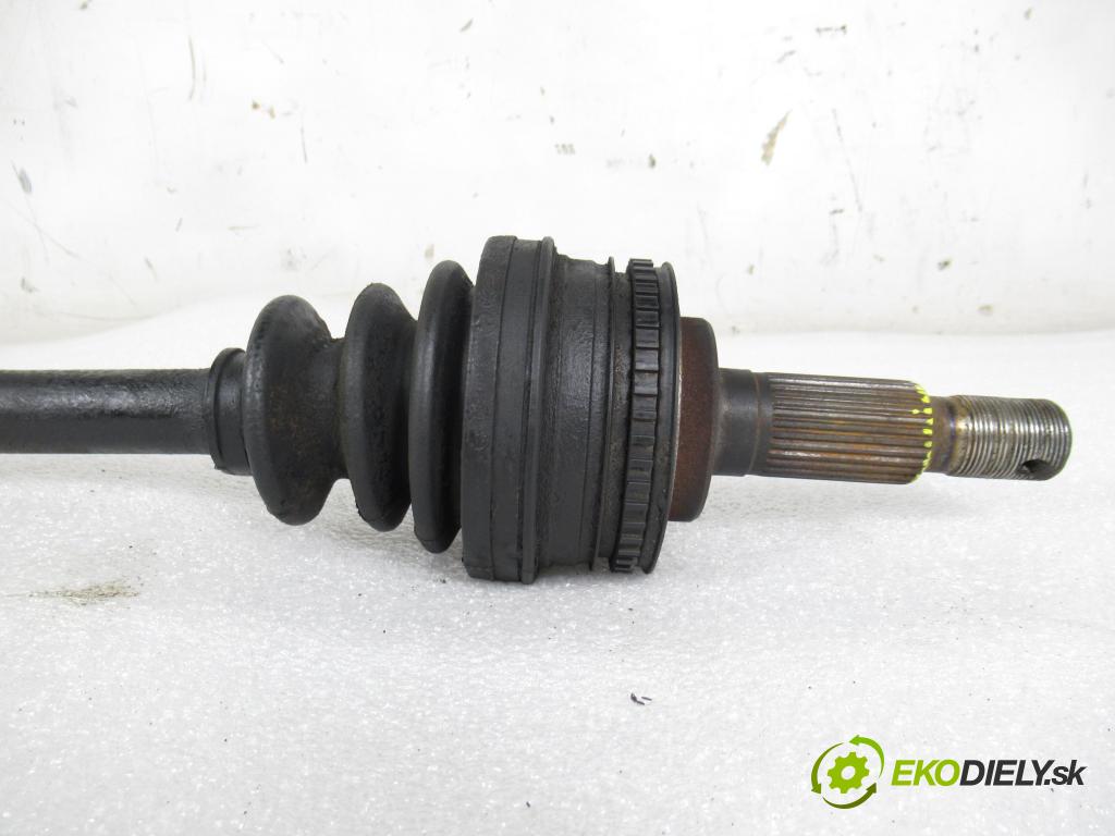 LEXUS IS I (JCE1_, GXE1_) SEDAN 2005 114,00 200 (GXE10) - 1G-FE 1988,00 poloos LT