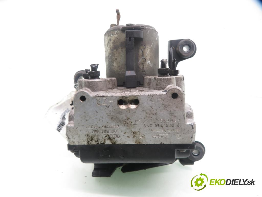 AUDI A4 (8D2, B5) SEDAN 1996 81,00 1.9 TDI 110 - AFN 1896,00 Pumpa ABS 0265218011 ; 4A0614111G (Pumpa ABS)