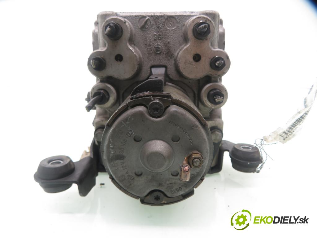 AUDI A4 (8D2, B5) SEDAN 1996 81,00 1.9 TDI 110 - AFN 1896,00 Pumpa ABS 0265218011 ; 4A0614111G (Pumpa ABS)