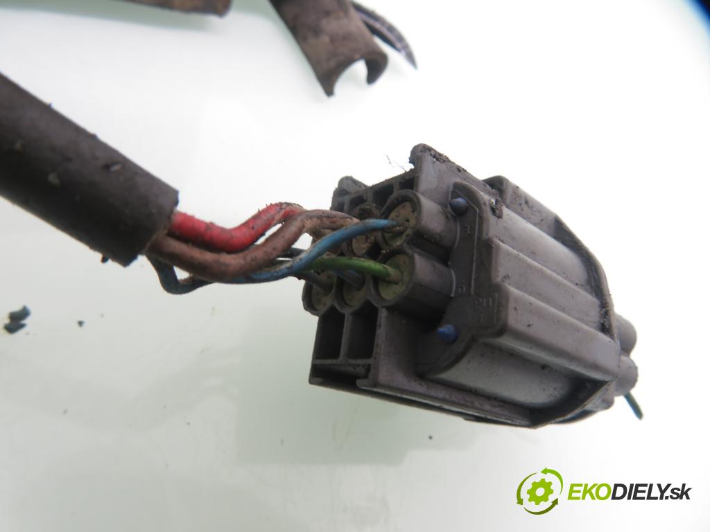 MAZDA 5 (CR19) MINIVAN 2005 105,00 2.0 MZR-CD 143 - RF7J 1998,00 Webasto  (Webasto (nezávislé kúrenie))