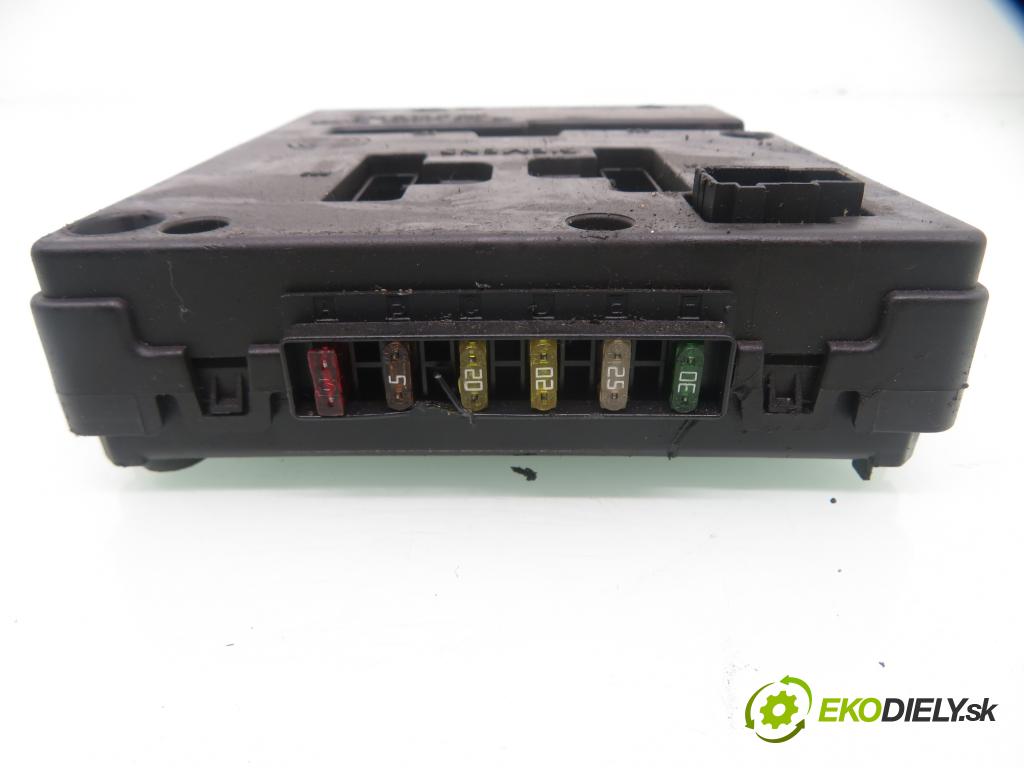 RENAULT MEGANE I Grandtour (KA0/1_) KOMBI 2001 70,00 1.4 16V 95 - K4J 714 1390,00 spinačka / imobilizéra IMMO / Riadiaca jednotka S110138000 ; 8200059086 ; 7700425327
