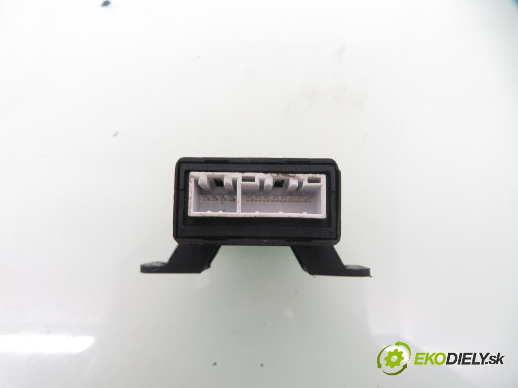 DAEWOO TACUMA/REZZO HB 2006 78,00 1.6 16V 1598,00 spinačka / imobilizéra IMMO / Riadiaca jednotka 5WY1E09B ; 96435897 ; 96261224