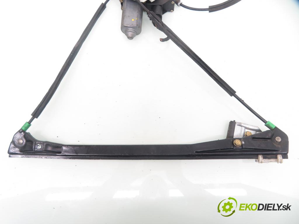 VW POLO (6N2) HB 2001 44,00 1.4 60 - AKK 1390,00 Mechanizmus okien 6N4837401K ; 6N3959801D