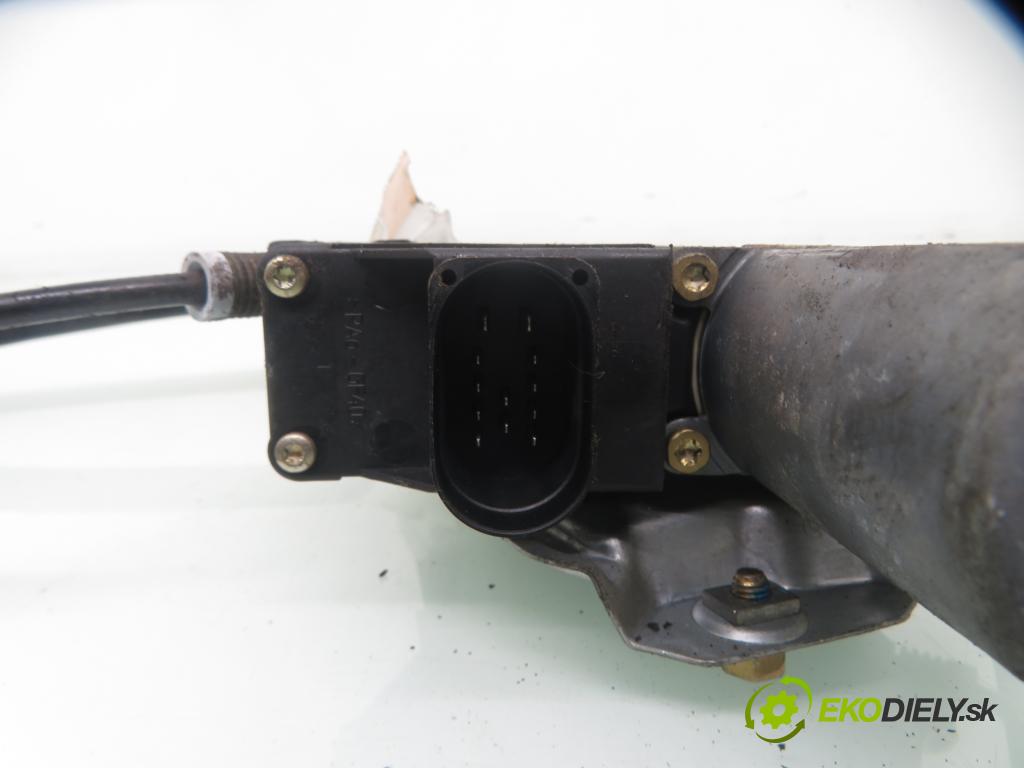 VW POLO (6N2) HB 2001 44,00 1.4 60 - AKK 1390,00 Mechanizmus okien 6N4837401K ; 6N3959801D