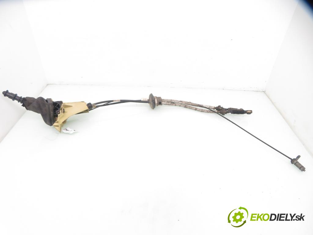 CITROEN C8 (EA_, EB_) VAN 2005 94,00 2.2 HDi - 4HW (DW12TED4) 2179,00 ZVEDÁK: