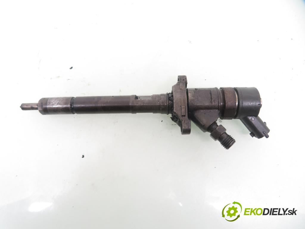 PEUGEOT 307 SW (3H) KOMBI 2007 80,00 1.6 HDI 110 - 9HY (DV6TED4) 1560,00 vstřikovač 0445110281 (Vstřikovač paliva)