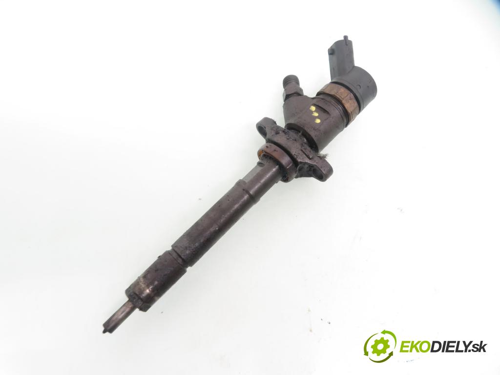 PEUGEOT 307 SW (3H) KOMBI 2007 80,00 1.6 HDI 110 - 9HY (DV6TED4) 1560,00 vstrekovač 0445110281 (Vstrekovač paliva)