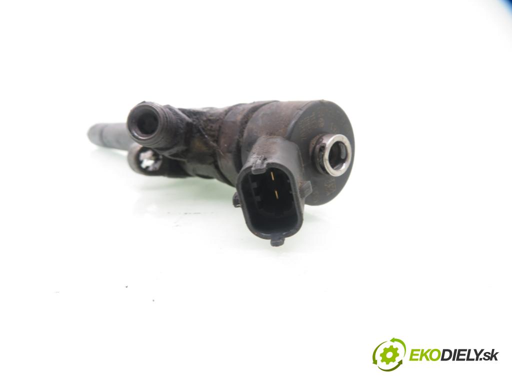 PEUGEOT 307 SW (3H) KOMBI 2007 80,00 1.6 HDI 110 - 9HY (DV6TED4) 1560,00 vstrekovač 0445110281 (Vstrekovač paliva)