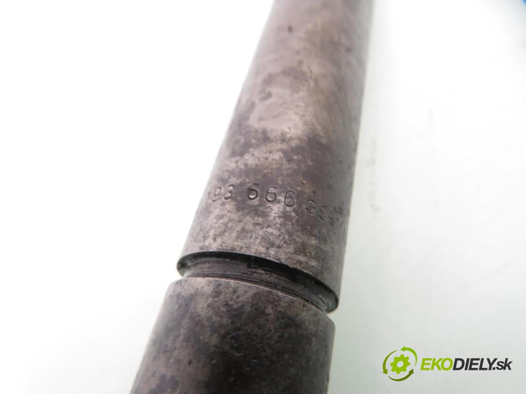 FIAT DUCATO (230_) FURGON 1998 90,00 2.8 TDi 122 - 8140.43 2800,00 vstrekovač 0432193666 (Vstrekovač paliva)