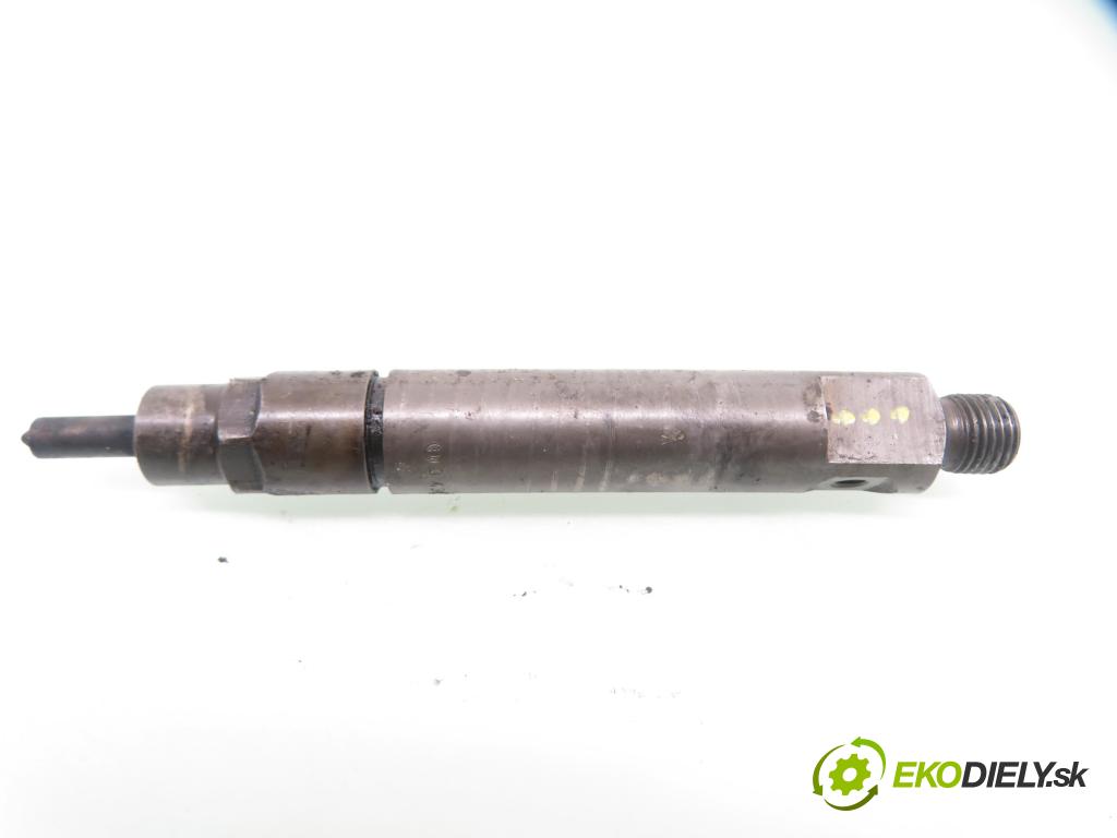 FIAT DUCATO (230_) FURGON 1998 90,00 2.8 TDi 122 - 8140.43 2800,00 vstřikovač 0432193666 (Vstřikovač paliva)