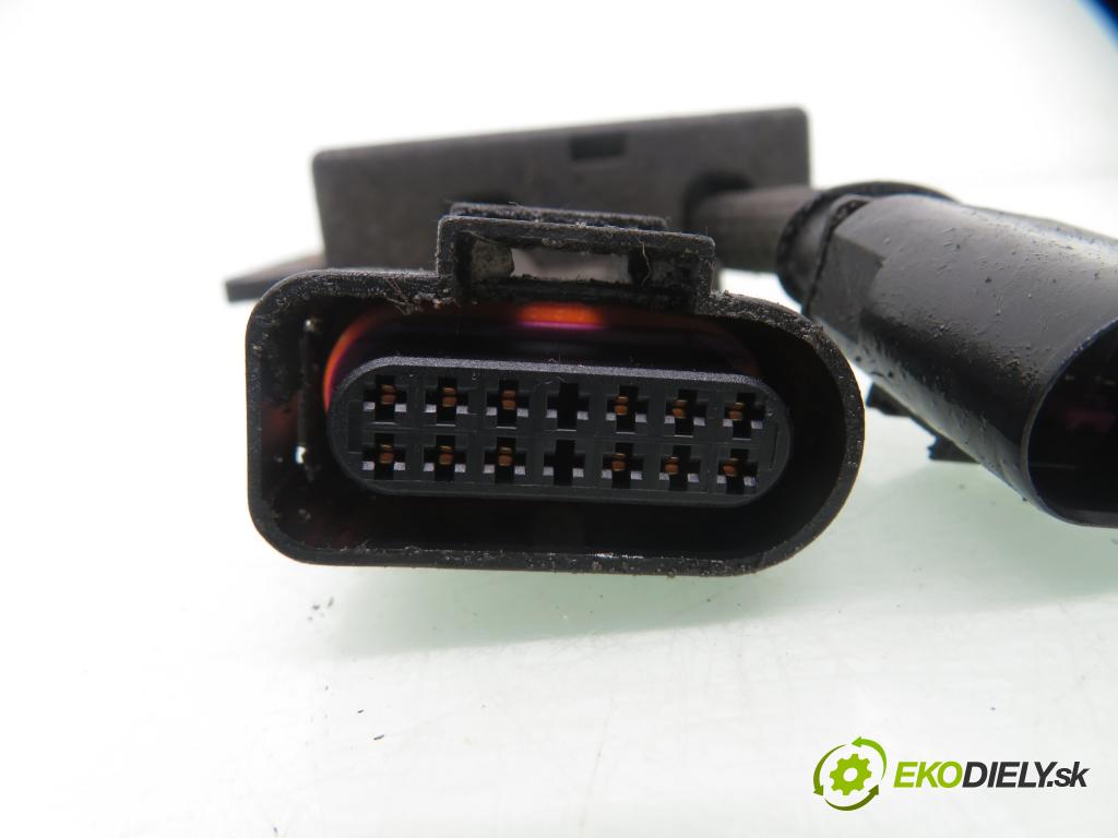 VW GOLF IV (1J1) HB 2003 81,00 1.6 FSI - BAD 1598,00 riadiaca jednotka / MODUL INNE: 036906263C