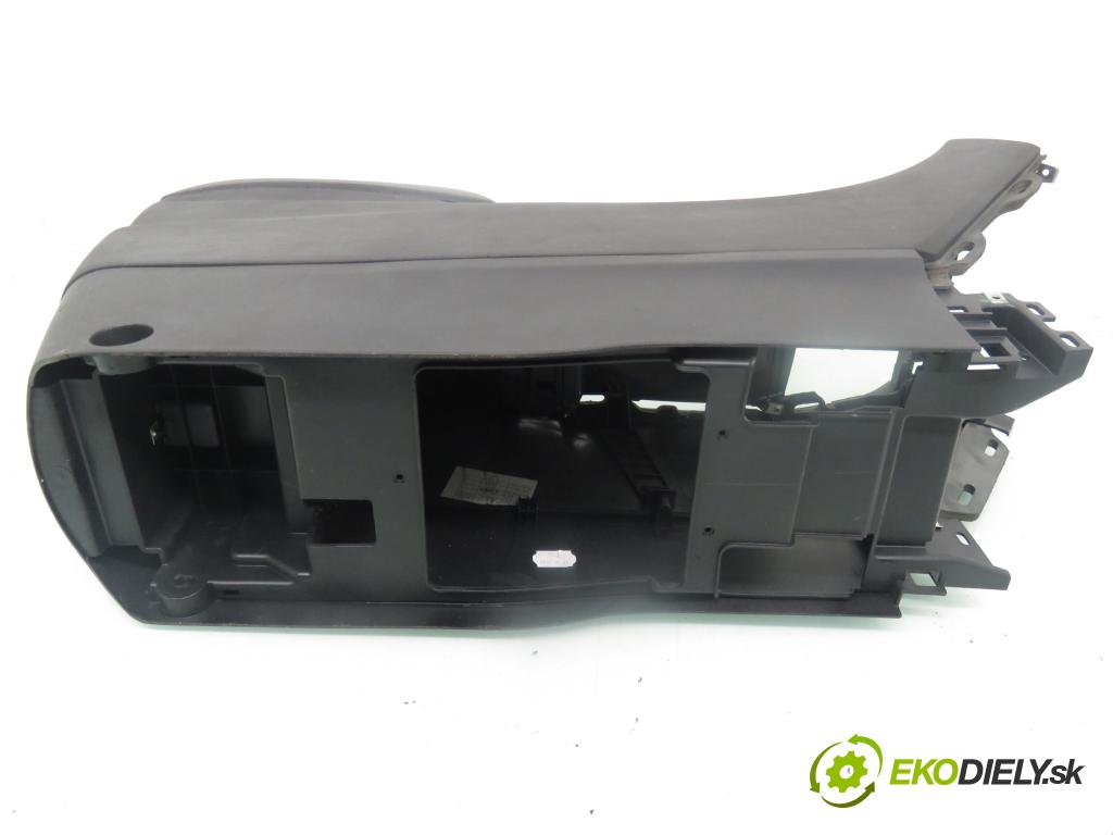 FORD S-MAX (WA6) MINIVAN 2007 103,00 2.0 TDCi - QXWB 1997,00 Lakťová opierka 5M21R045A20A