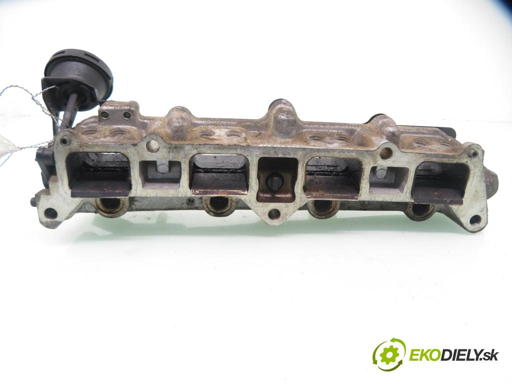 VW GOLF IV (1J1) HB 2003 81,00 1.6 FSI - BAD 1598,00 lišta vstřikovací 036133204H ; 060906051A (Vstřikovací lišta)