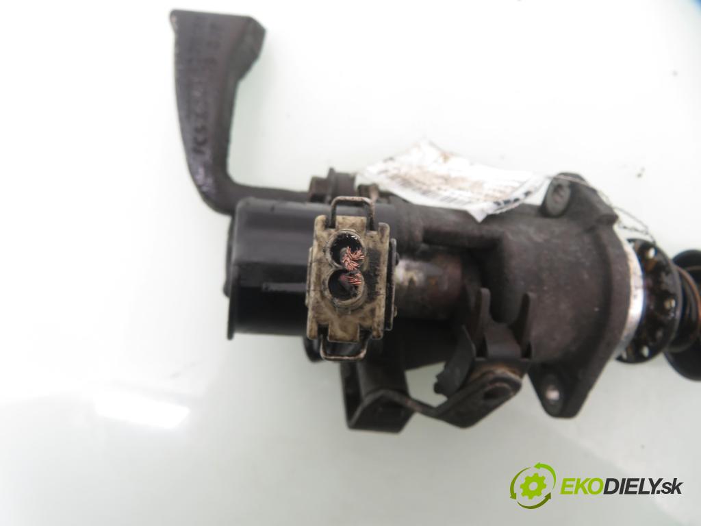 SEAT IBIZA II (6K1) HB 1999 66,00 1.9 TDI - 1Z 1896,00 Kulisa prevodovky 02J301232 ; 02A945413C