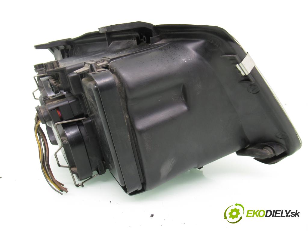 VW BORA (1J2) SEDAN 2001 81,00 1.9 TDI - AHF 1896,00 Svetlo LP 205654B
