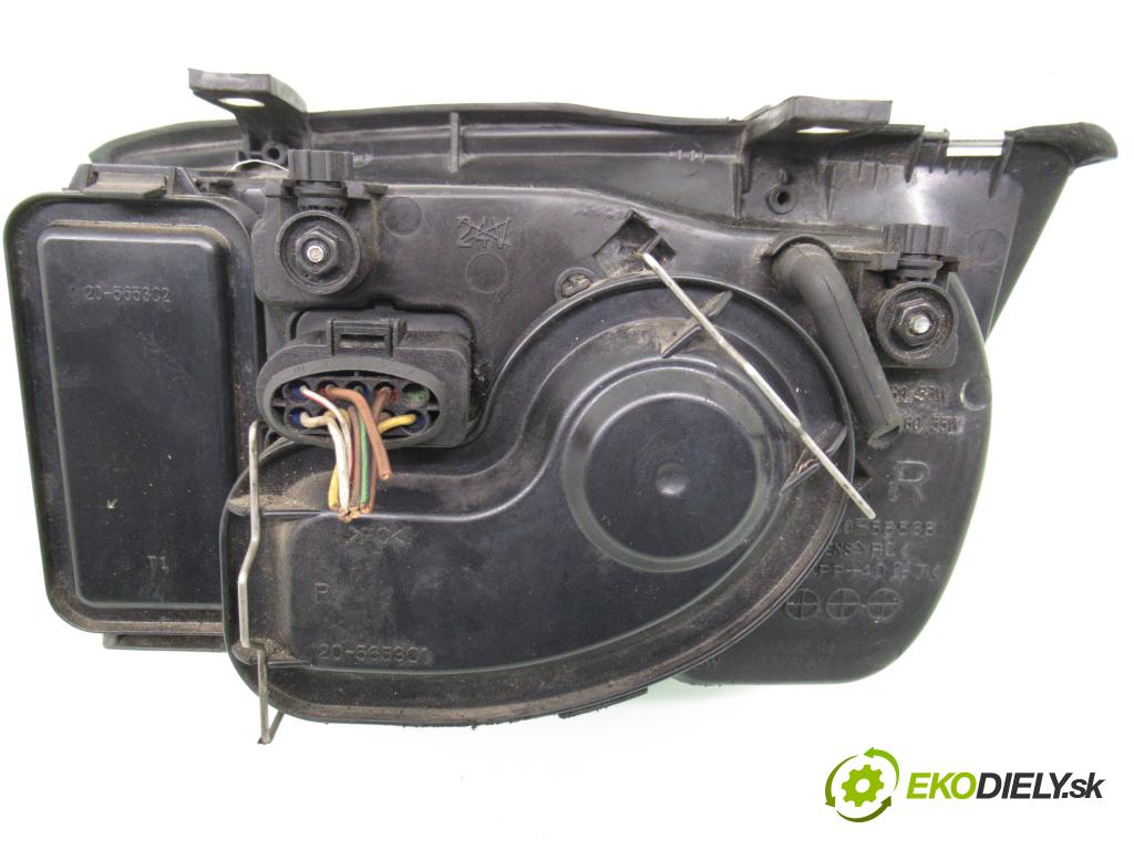 VW BORA (1J2) SEDAN 2001 81,00 1.9 TDI - AHF 1896,00 Svetlo PP 205653B
