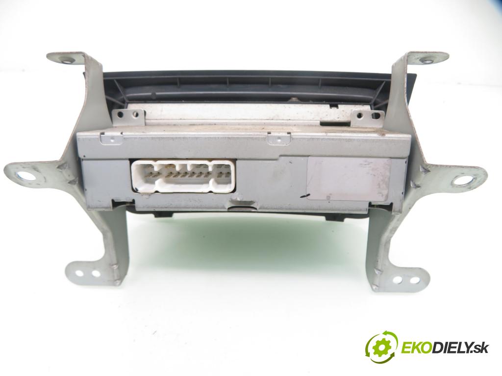 TOYOTA YARIS VERSO (_P2_) MINIVAN 2003 62,00 1.3 84 - 2NZ-FE 1299,00 ZOBRAZIT: 8611052010H0